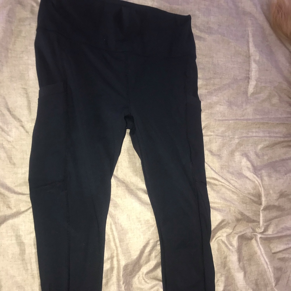 FABLETICS NWOT Leggings!!
